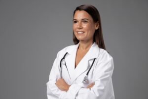 Picture of Dra. Niquéria, ginecologista especialista em climatério e saúde da mulher.